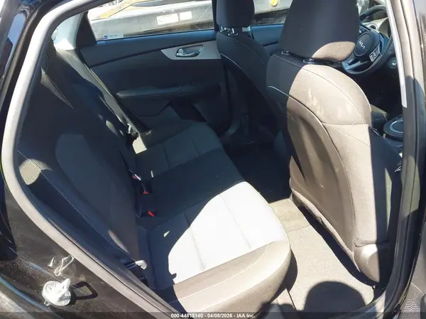 3KPF24AD1PE577988 2023 KIA FORTE - Image 8
