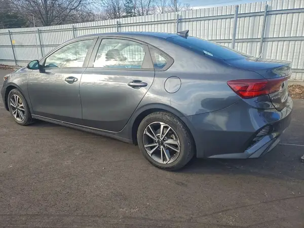 3KPF24AD1PE579014 2023 KIA FORTE - Image 2