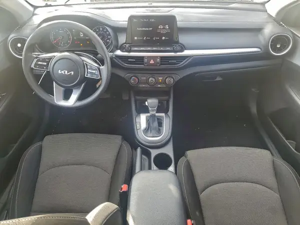 3KPF24AD1PE579014 2023 KIA FORTE - Image 8