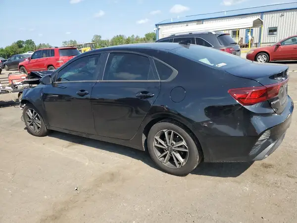 3KPF24AD1PE581135 2023 KIA FORTE - Image 2