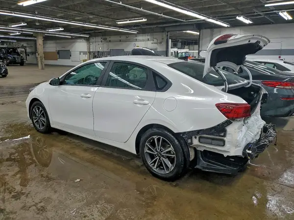 3KPF24AD1PE583421 2023 KIA FORTE - Image 2