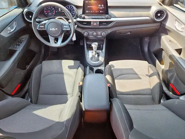3KPF24AD1PE584424 2023 KIA FORTE - Image 8