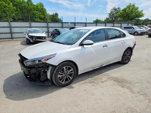 3KPF24AD1PE589042 2023 KIA FORTE - Image 1
