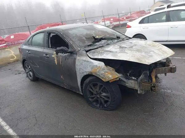 3KPF24AD1PE589090 2023 KIA FORTE - Image 1