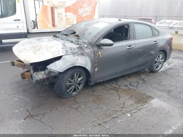 3KPF24AD1PE589090 2023 KIA FORTE - Image 2