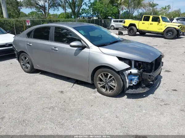 3KPF24AD1PE592314 2023 KIA FORTE - Image 1