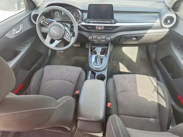 3KPF24AD1PE600900 2023 KIA FORTE - Image 8