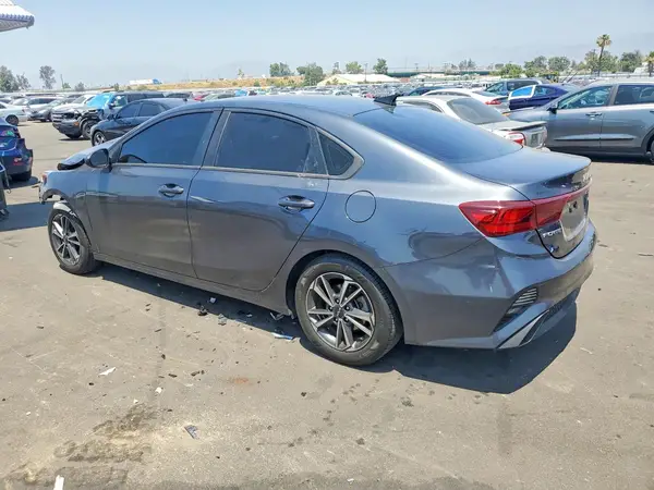3KPF24AD1PE601562 2023 KIA FORTE - Image 2