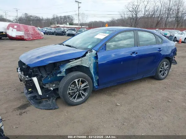 3KPF24AD1PE602579 2023 KIA FORTE - Image 2