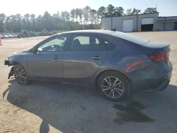 3KPF24AD1PE603330 2023 KIA FORTE - Image 2