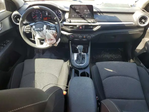 3KPF24AD1PE603554 2023 KIA FORTE - Image 8