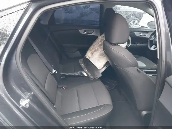 3KPF24AD1PE603862 2023 KIA FORTE - Image 8