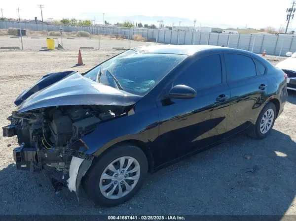 3KPF24AD1PE603957 2023 KIA FORTE - Image 2
