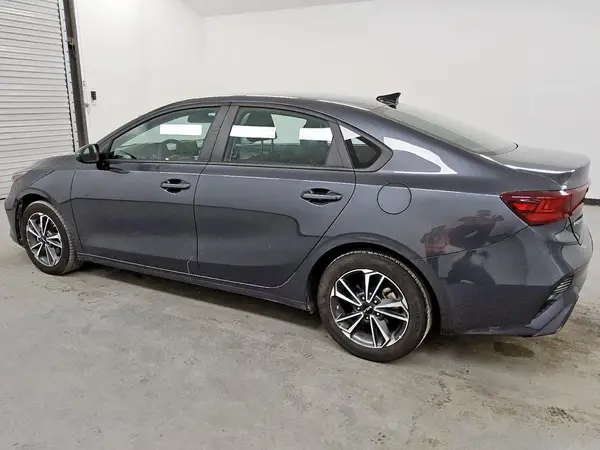 3KPF24AD1PE604347 2023 KIA FORTE - Image 2