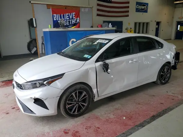 3KPF24AD1PE604784 2023 KIA FORTE - Image 1