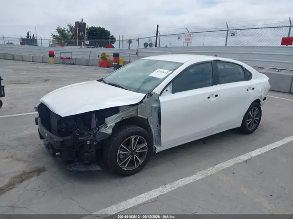 3KPF24AD1PE605420 2023 KIA FORTE - Image 2