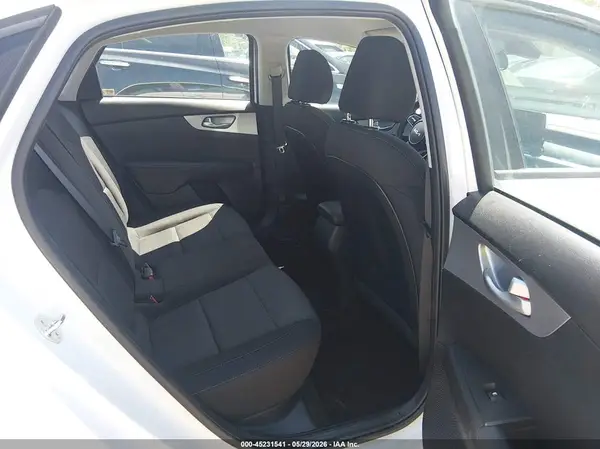 3KPF24AD1PE608429 2023 KIA FORTE - Image 8
