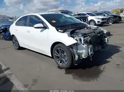 3KPF24AD1PE608561 2023 KIA FORTE