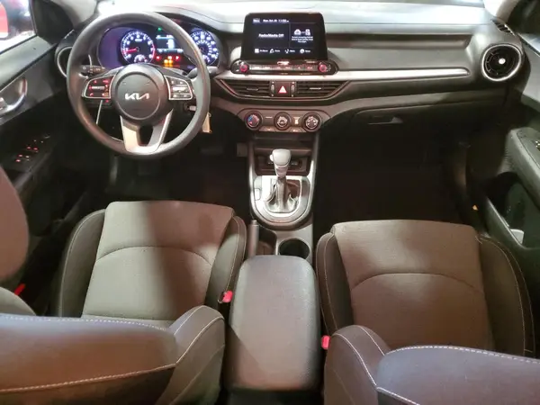 3KPF24AD1PE612853 2023 KIA FORTE - Image 8