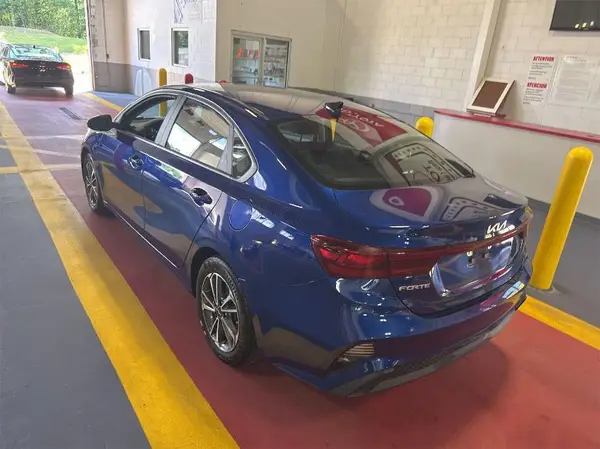 3KPF24AD1PE613968 2023 KIA FORTE - Image 8