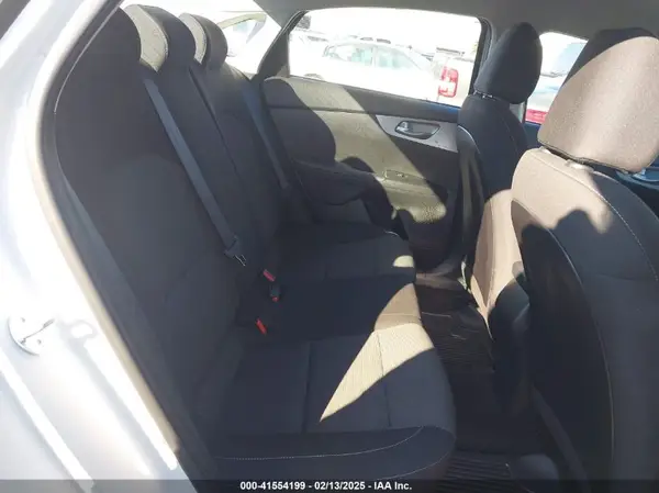 3KPF24AD1PE621729 2023 KIA FORTE - Image 8
