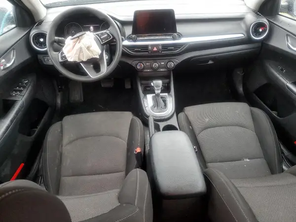 3KPF24AD1PE622542 2023 KIA FORTE - Image 8