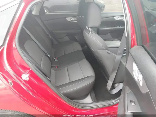3KPF24AD1PE624727 2023 KIA FORTE - Image 8