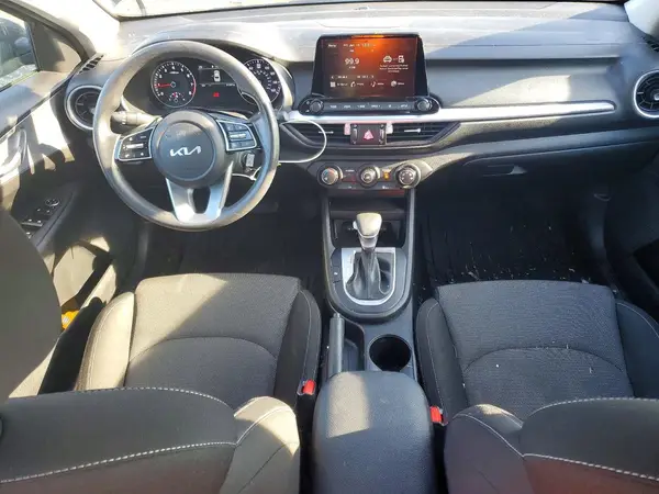 3KPF24AD1PE625781 2023 KIA FORTE - Image 8
