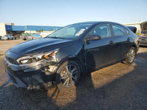 3KPF24AD1PE628275 2023 KIA FORTE - Image 1