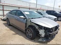 3KPF24AD1PE628924 2023 KIA FORTE