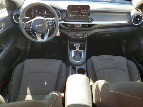 3KPF24AD1PE632200 2023 KIA FORTE - Image 8