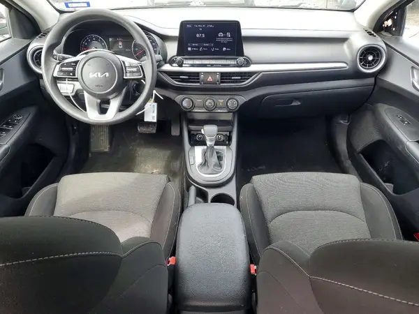 3KPF24AD1PE632939 2023 KIA FORTE - Image 8
