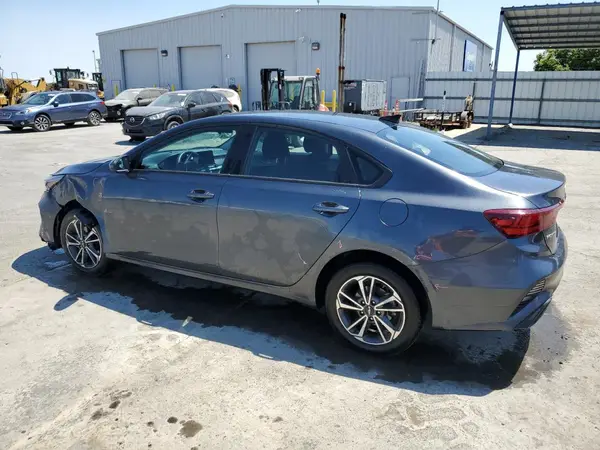 3KPF24AD1PE634920 2023 KIA FORTE - Image 2