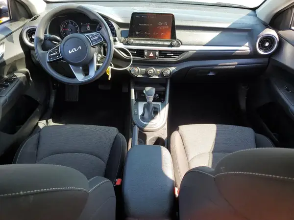 3KPF24AD1PE634920 2023 KIA FORTE - Image 8