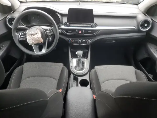 3KPF24AD1PE639566 2023 KIA FORTE - Image 8