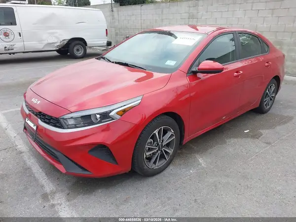 3KPF24AD1PE642192 2023 KIA FORTE - Image 2