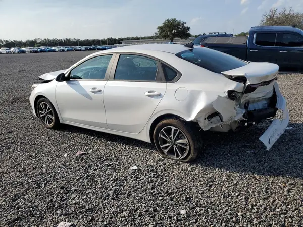 3KPF24AD1PE643634 2023 KIA FORTE - Image 2