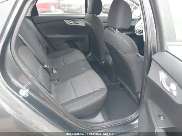 3KPF24AD1PE647523 2023 KIA FORTE - Image 8