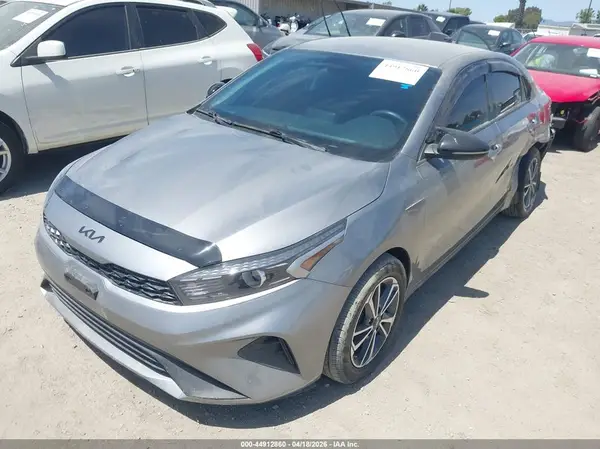3KPF24AD1PE648008 2023 KIA FORTE - Image 2