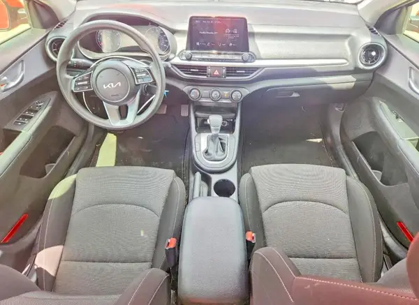 3KPF24AD1PE650728 2023 KIA FORTE - Image 8