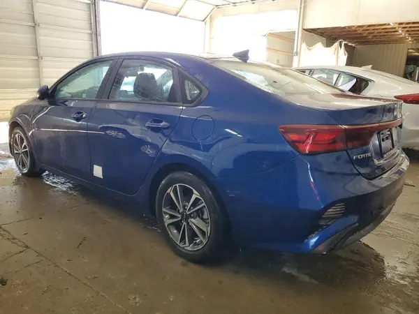 3KPF24AD1PE651281 2023 KIA FORTE - Image 2