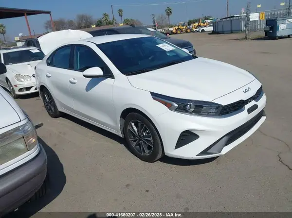 3KPF24AD1PE652866 2023 KIA FORTE - Image 1