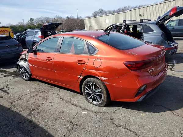 3KPF24AD1PE658750 2023 KIA FORTE - Image 2