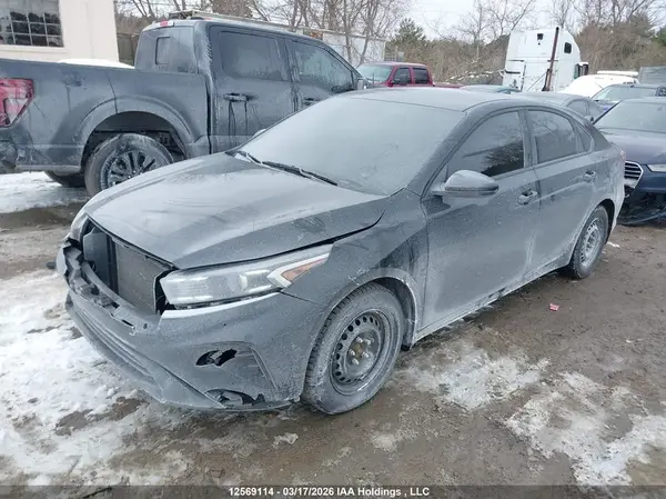 3KPF24AD1PE661647 2023 KIA FORTE - Image 2
