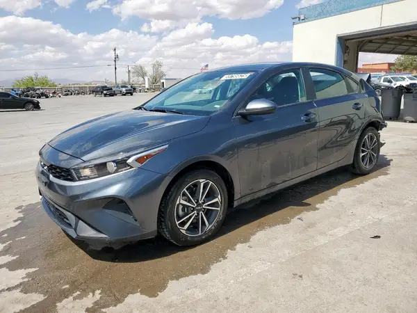 3KPF24AD1PE666010 2023 KIA FORTE - Image 1
