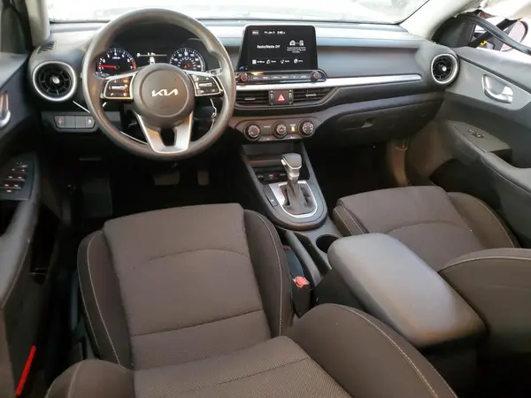 3KPF24AD1PE668372 2023 KIA FORTE - Image 8