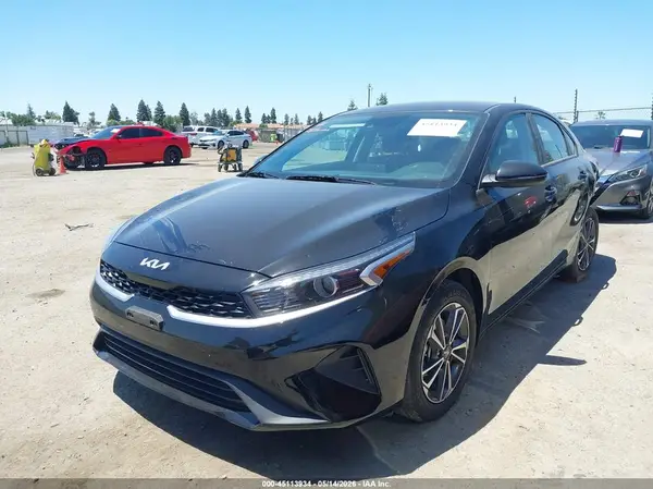 3KPF24AD1PE673328 2023 KIA FORTE - Image 2