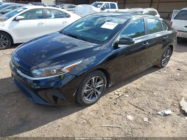 3KPF24AD1PE675273 2023 KIA FORTE - Image 2
