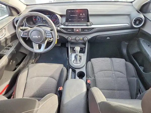 3KPF24AD1PE675614 2023 KIA FORTE - Image 8