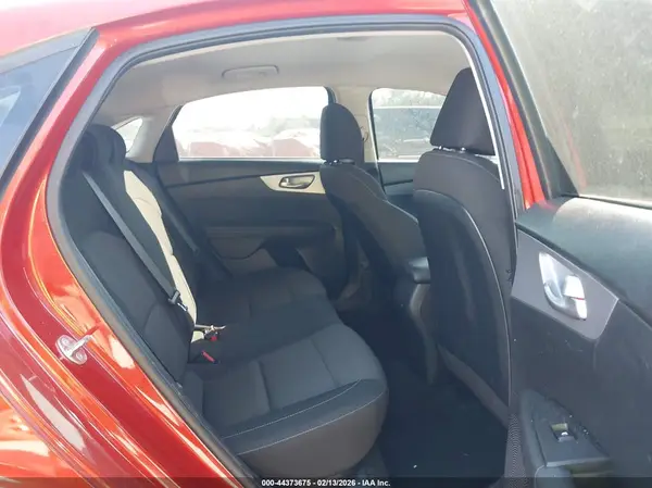 3KPF24AD1PE677685 2023 KIA FORTE - Image 8